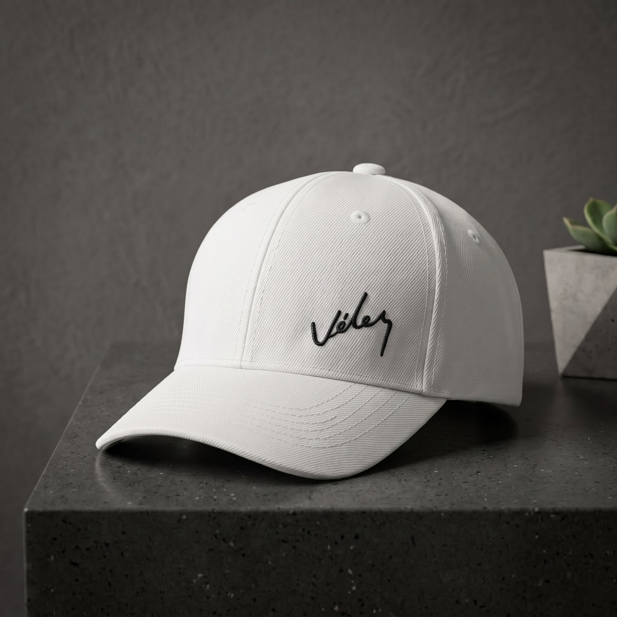GORRA BORDADO VELEZ