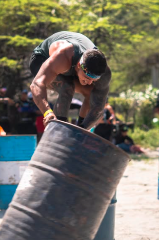 <em><strong>Carlos G.</strong></em>