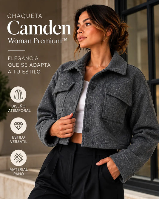 Modelo con la chaqueta cropped Camden Woman en gris oscuro