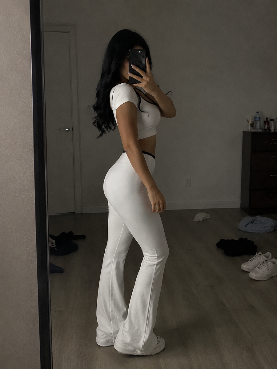 Luciana M.